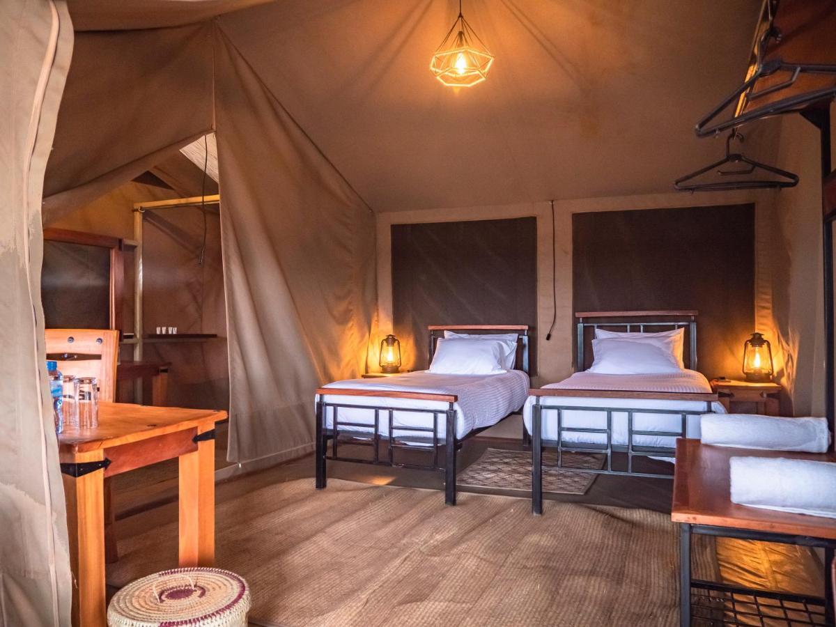 Отель Tulia Amboseli Safari Camp Экстерьер фото