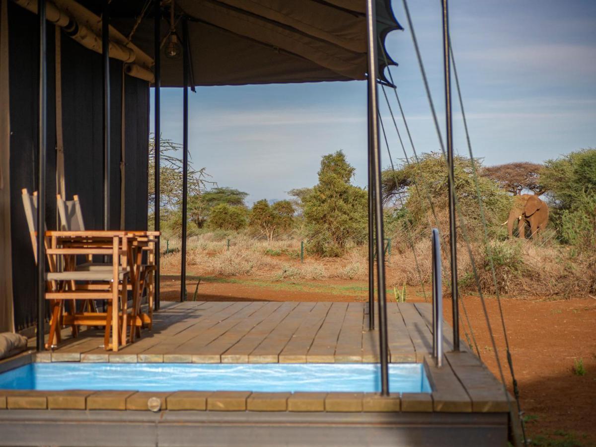 Отель Tulia Amboseli Safari Camp Экстерьер фото